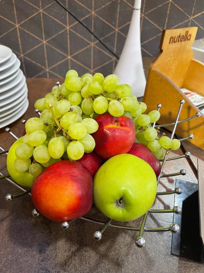 בראשוב Hotel Lux Divina מראה חיצוני תמונה