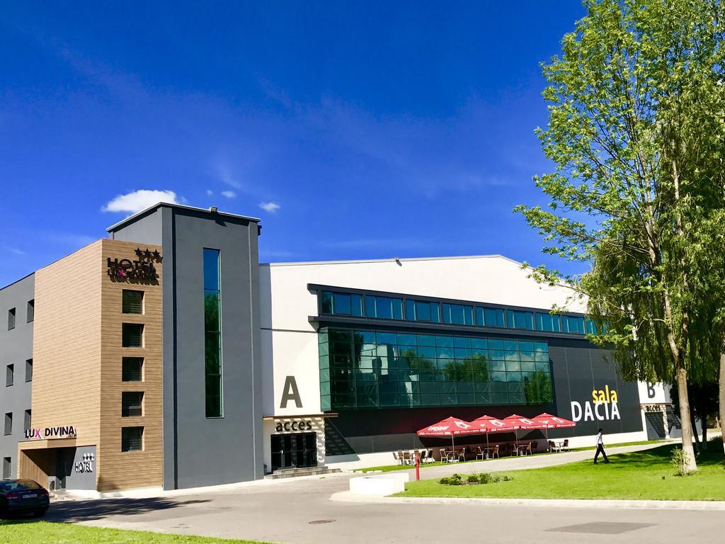 בראשוב Hotel Lux Divina מראה חיצוני תמונה