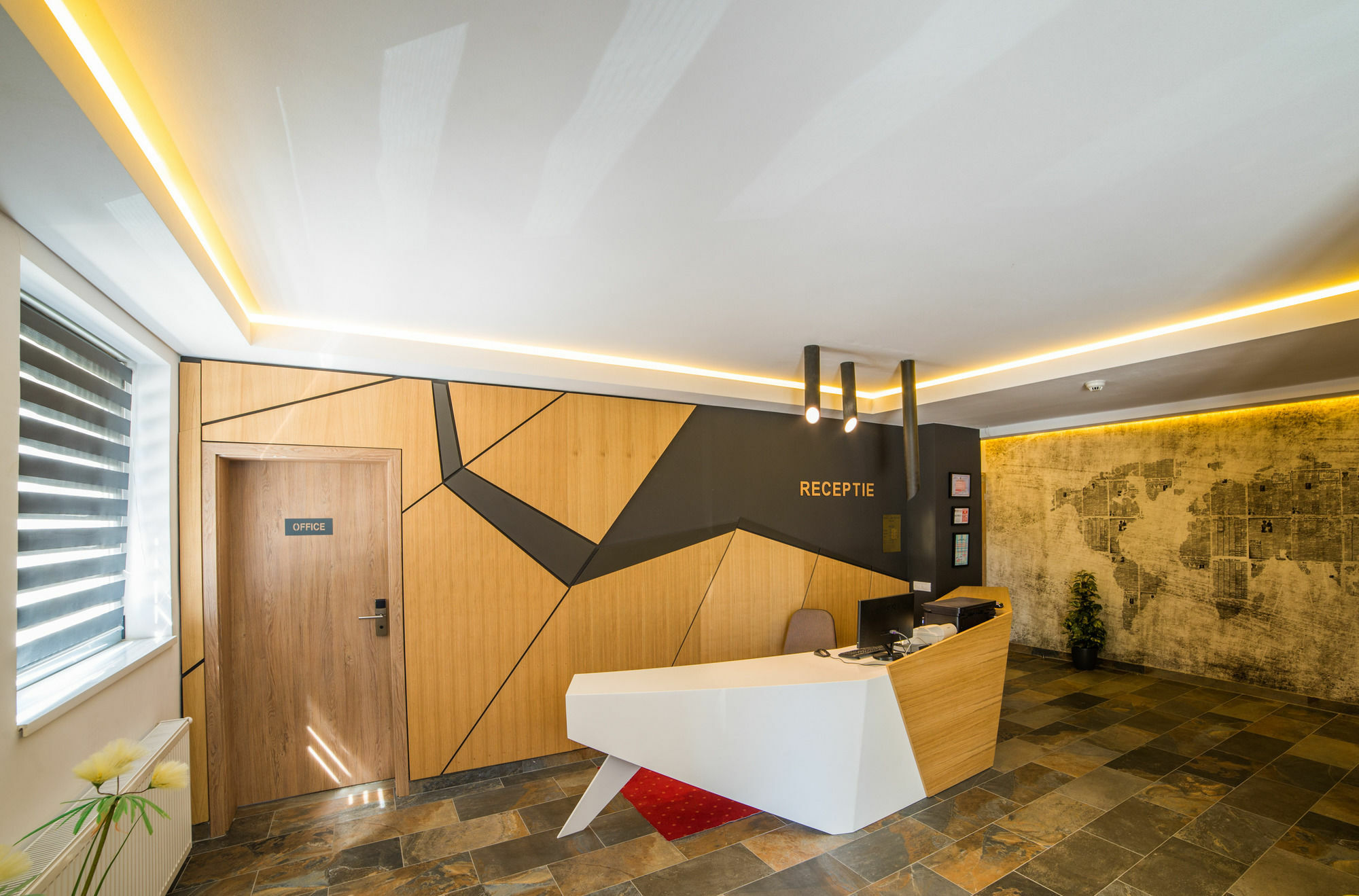 בראשוב Hotel Lux Divina מראה חיצוני תמונה